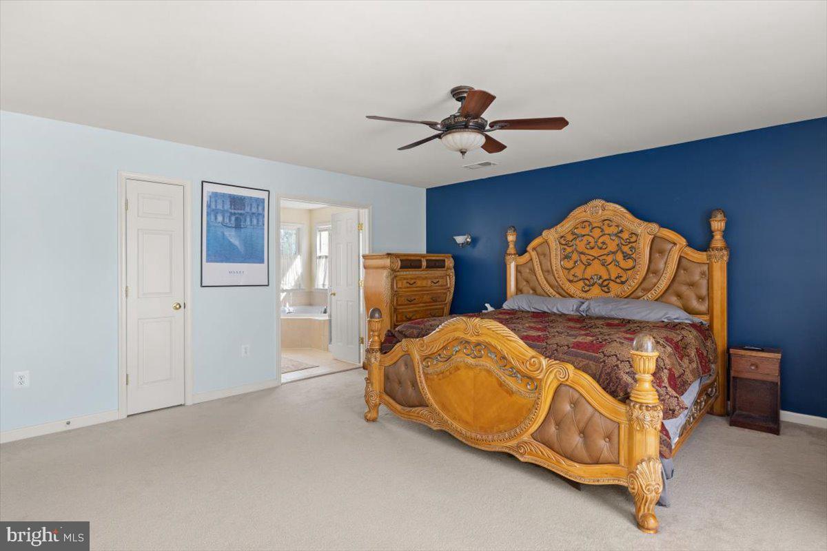 313 INDIANHEAD CT, WOODSTOCK, Virginia 22664, 4 Bedrooms Bedrooms, ,2 BathroomsBathrooms,Residential,For sale,313 INDIANHEAD CT,VASH2011486 MLS # VASH2011486