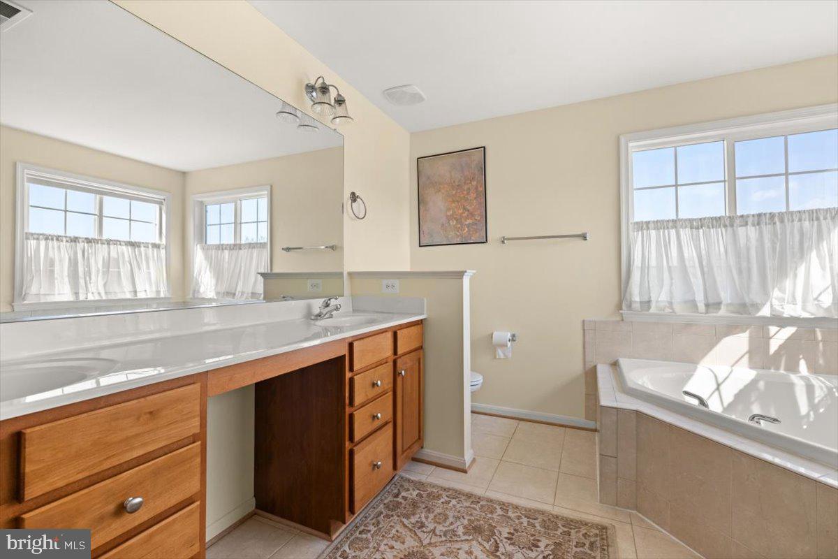 313 INDIANHEAD CT, WOODSTOCK, Virginia 22664, 4 Bedrooms Bedrooms, ,2 BathroomsBathrooms,Residential,For sale,313 INDIANHEAD CT,VASH2011486 MLS # VASH2011486
