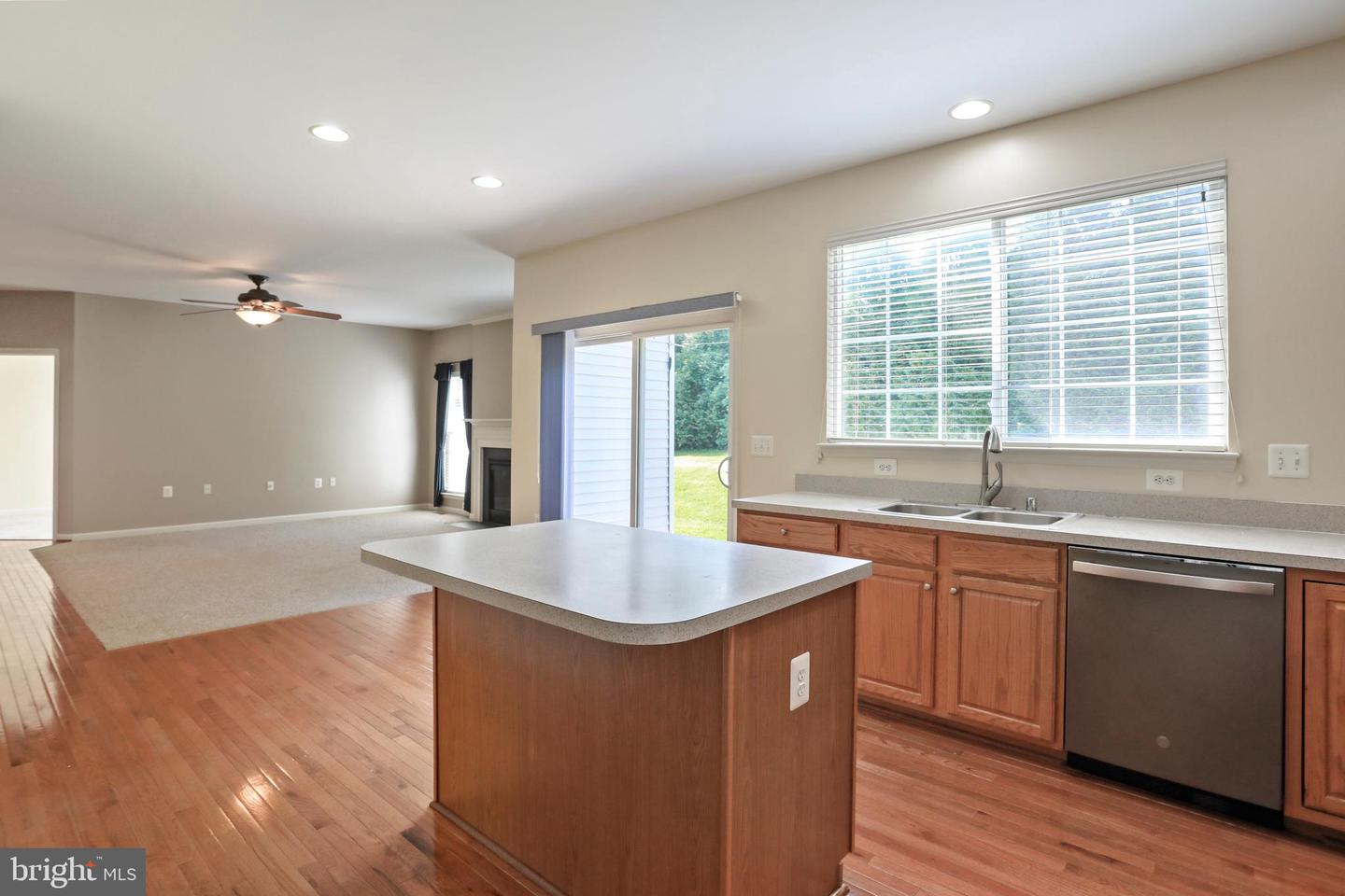 228 E KING JAMES ST, PURCELLVILLE, Virginia 20132, 4 Bedrooms Bedrooms, ,3 BathroomsBathrooms,Residential,For sale,228 E KING JAMES ST,VALO2097162 MLS # VALO2097162