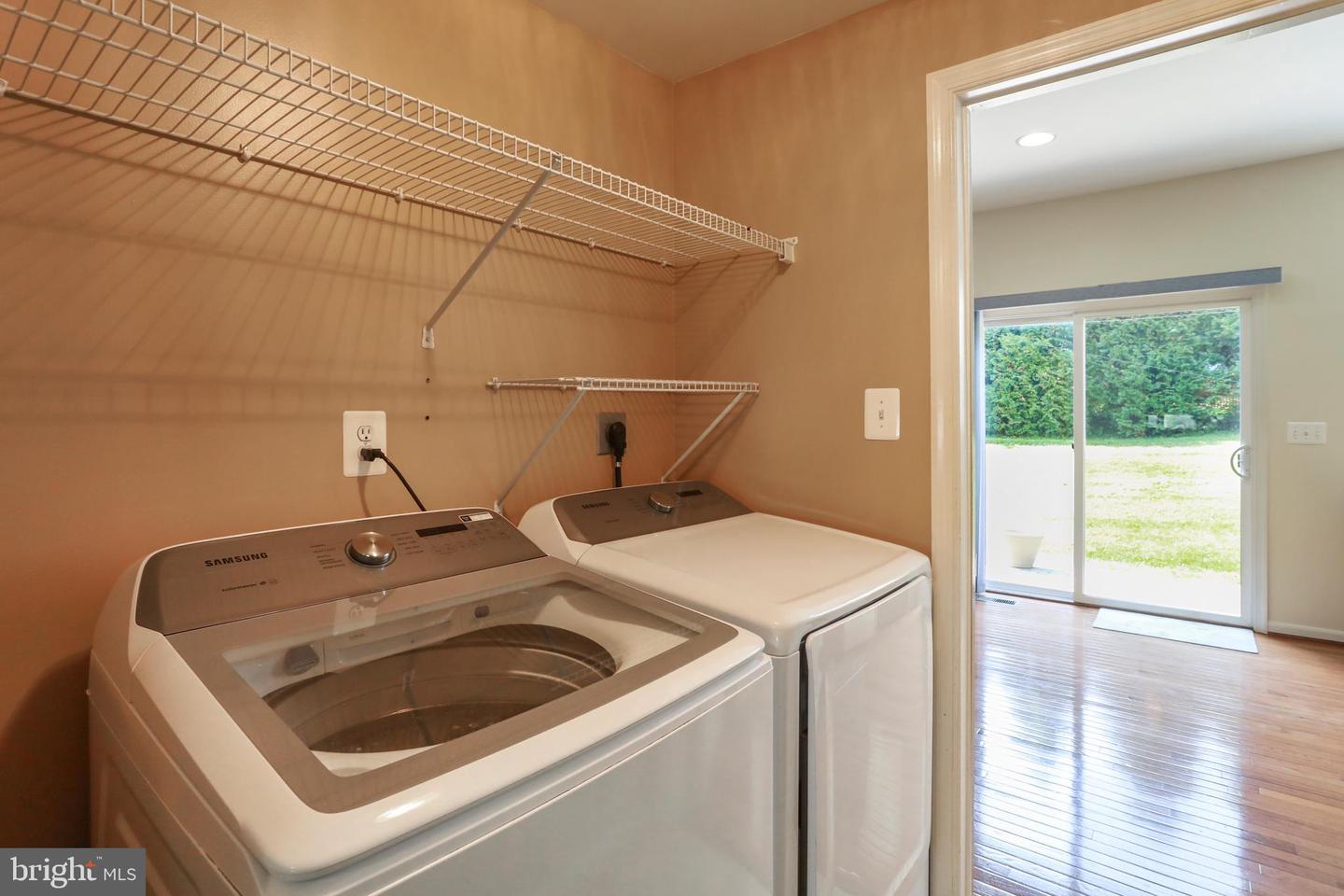 228 E KING JAMES ST, PURCELLVILLE, Virginia 20132, 4 Bedrooms Bedrooms, ,3 BathroomsBathrooms,Residential,For sale,228 E KING JAMES ST,VALO2097162 MLS # VALO2097162