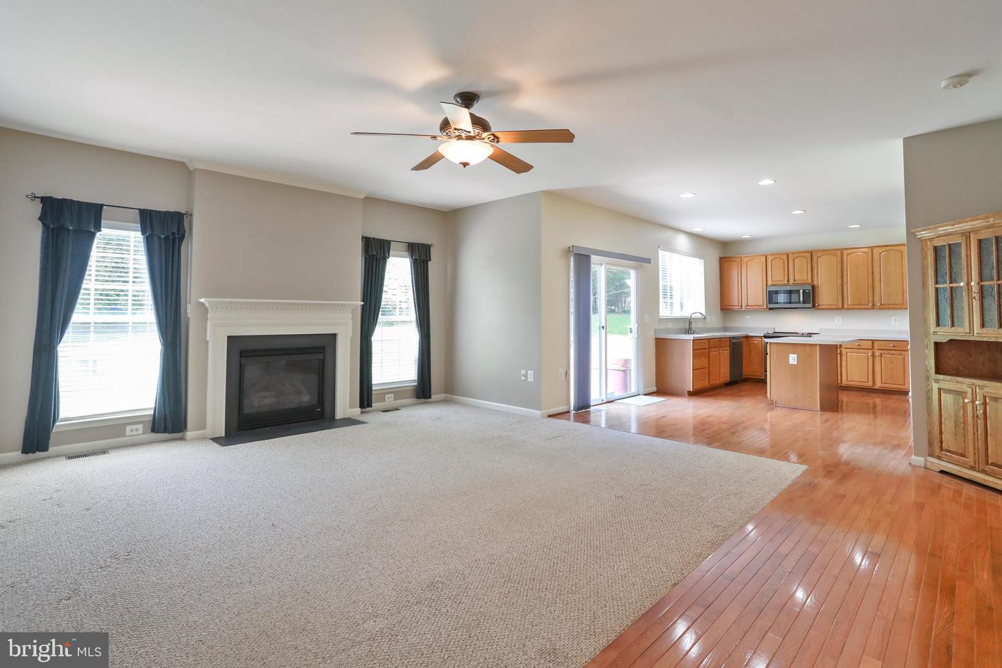 228 E KING JAMES ST, PURCELLVILLE, Virginia 20132, 4 Bedrooms Bedrooms, ,3 BathroomsBathrooms,Residential,For sale,228 E KING JAMES ST,VALO2097162 MLS # VALO2097162