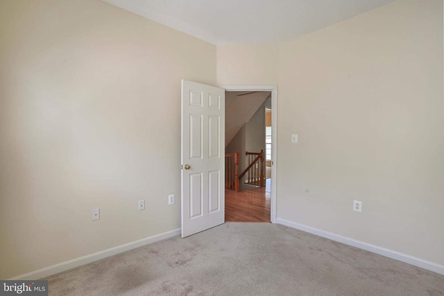 228 E KING JAMES ST, PURCELLVILLE, Virginia 20132, 4 Bedrooms Bedrooms, ,3 BathroomsBathrooms,Residential,For sale,228 E KING JAMES ST,VALO2097162 MLS # VALO2097162