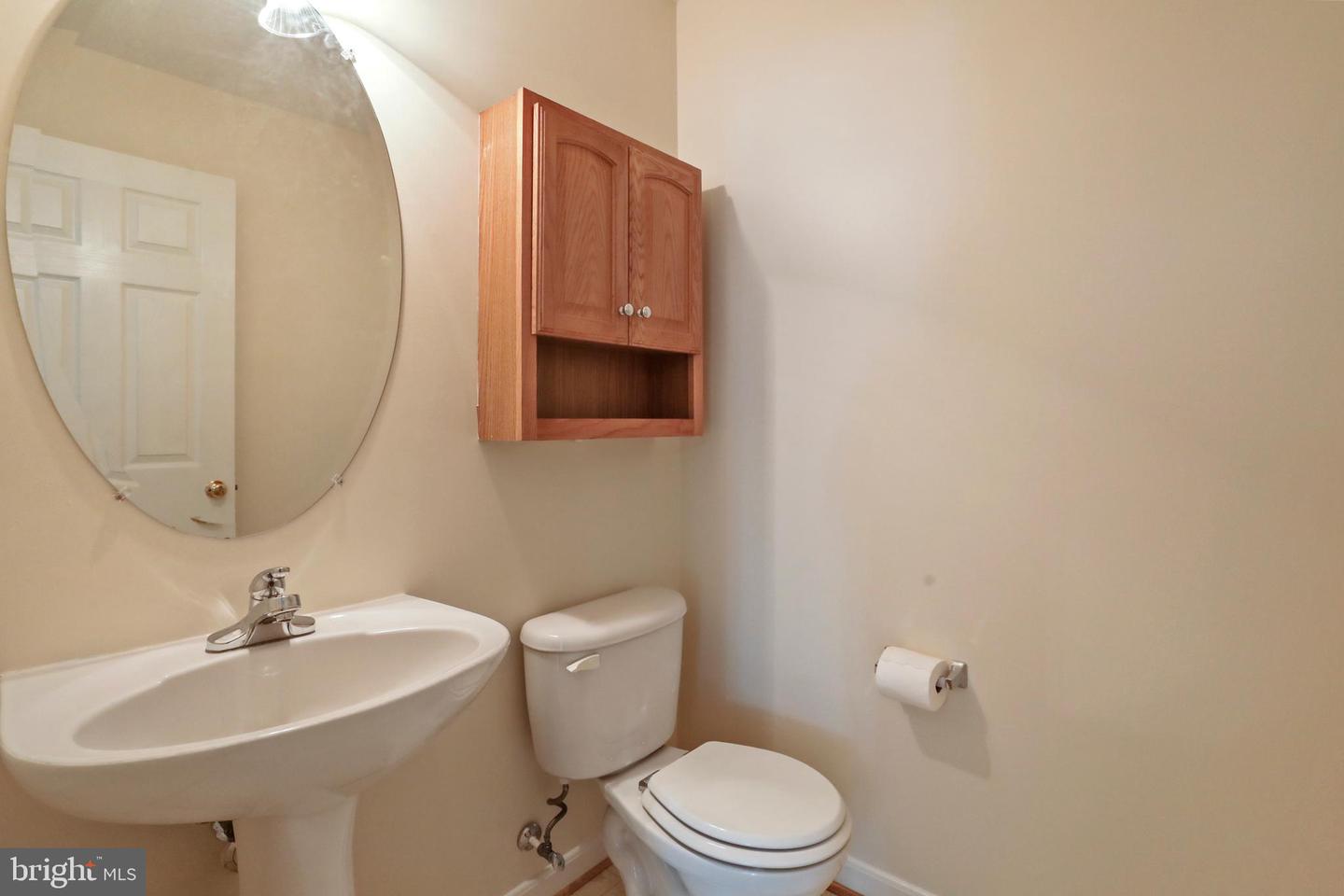 228 E KING JAMES ST, PURCELLVILLE, Virginia 20132, 4 Bedrooms Bedrooms, ,3 BathroomsBathrooms,Residential,For sale,228 E KING JAMES ST,VALO2097162 MLS # VALO2097162