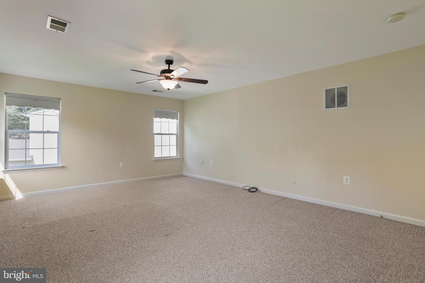 228 E KING JAMES ST, PURCELLVILLE, Virginia 20132, 4 Bedrooms Bedrooms, ,3 BathroomsBathrooms,Residential,For sale,228 E KING JAMES ST,VALO2097162 MLS # VALO2097162