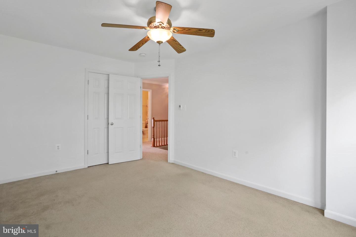 228 E KING JAMES ST, PURCELLVILLE, Virginia 20132, 4 Bedrooms Bedrooms, ,3 BathroomsBathrooms,Residential,For sale,228 E KING JAMES ST,VALO2097162 MLS # VALO2097162
