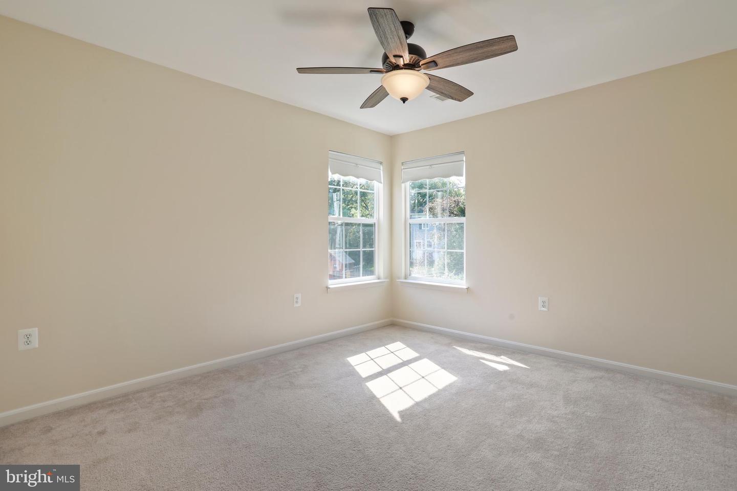 228 E KING JAMES ST, PURCELLVILLE, Virginia 20132, 4 Bedrooms Bedrooms, ,3 BathroomsBathrooms,Residential,For sale,228 E KING JAMES ST,VALO2097162 MLS # VALO2097162