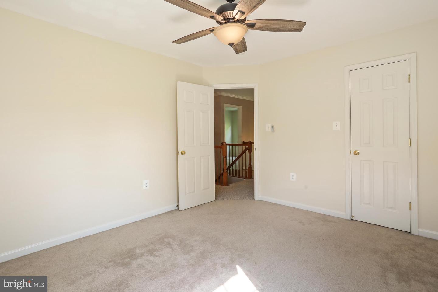228 E KING JAMES ST, PURCELLVILLE, Virginia 20132, 4 Bedrooms Bedrooms, ,3 BathroomsBathrooms,Residential,For sale,228 E KING JAMES ST,VALO2097162 MLS # VALO2097162