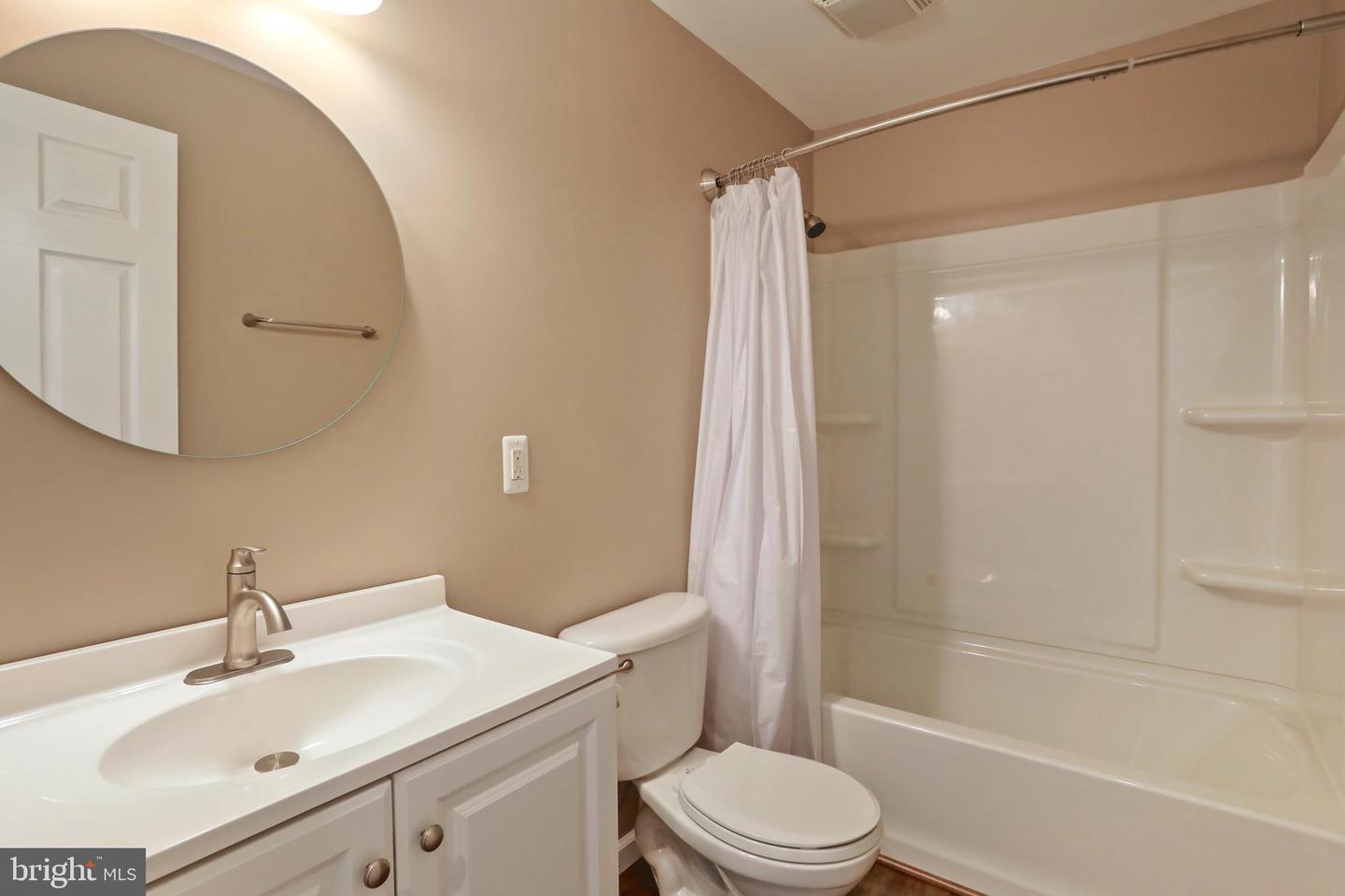 228 E KING JAMES ST, PURCELLVILLE, Virginia 20132, 4 Bedrooms Bedrooms, ,3 BathroomsBathrooms,Residential,For sale,228 E KING JAMES ST,VALO2097162 MLS # VALO2097162