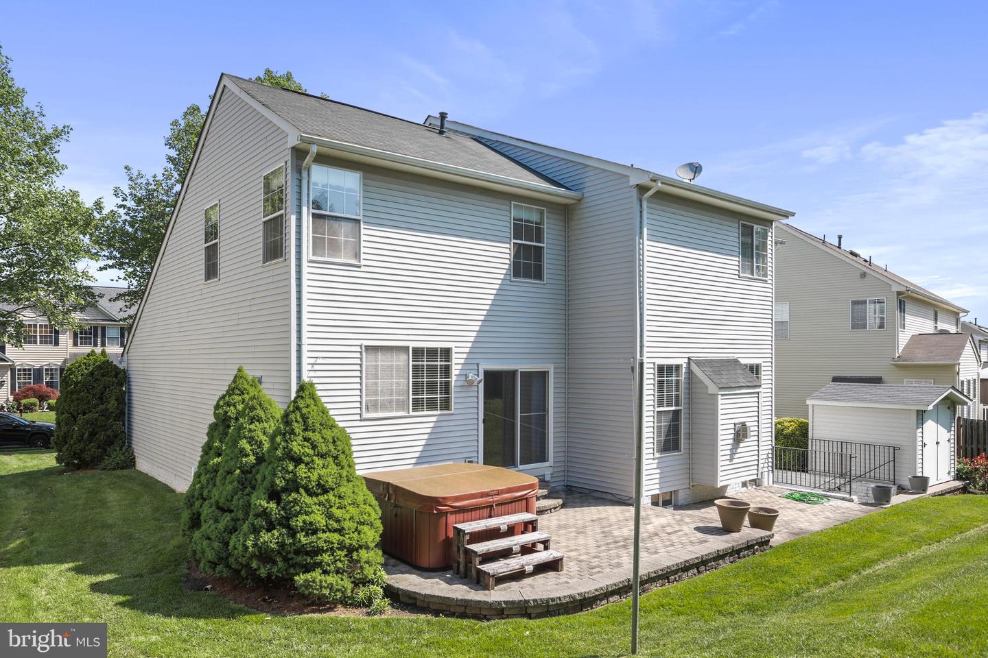 228 E KING JAMES ST, PURCELLVILLE, Virginia 20132, 4 Bedrooms Bedrooms, ,3 BathroomsBathrooms,Residential,For sale,228 E KING JAMES ST,VALO2097162 MLS # VALO2097162