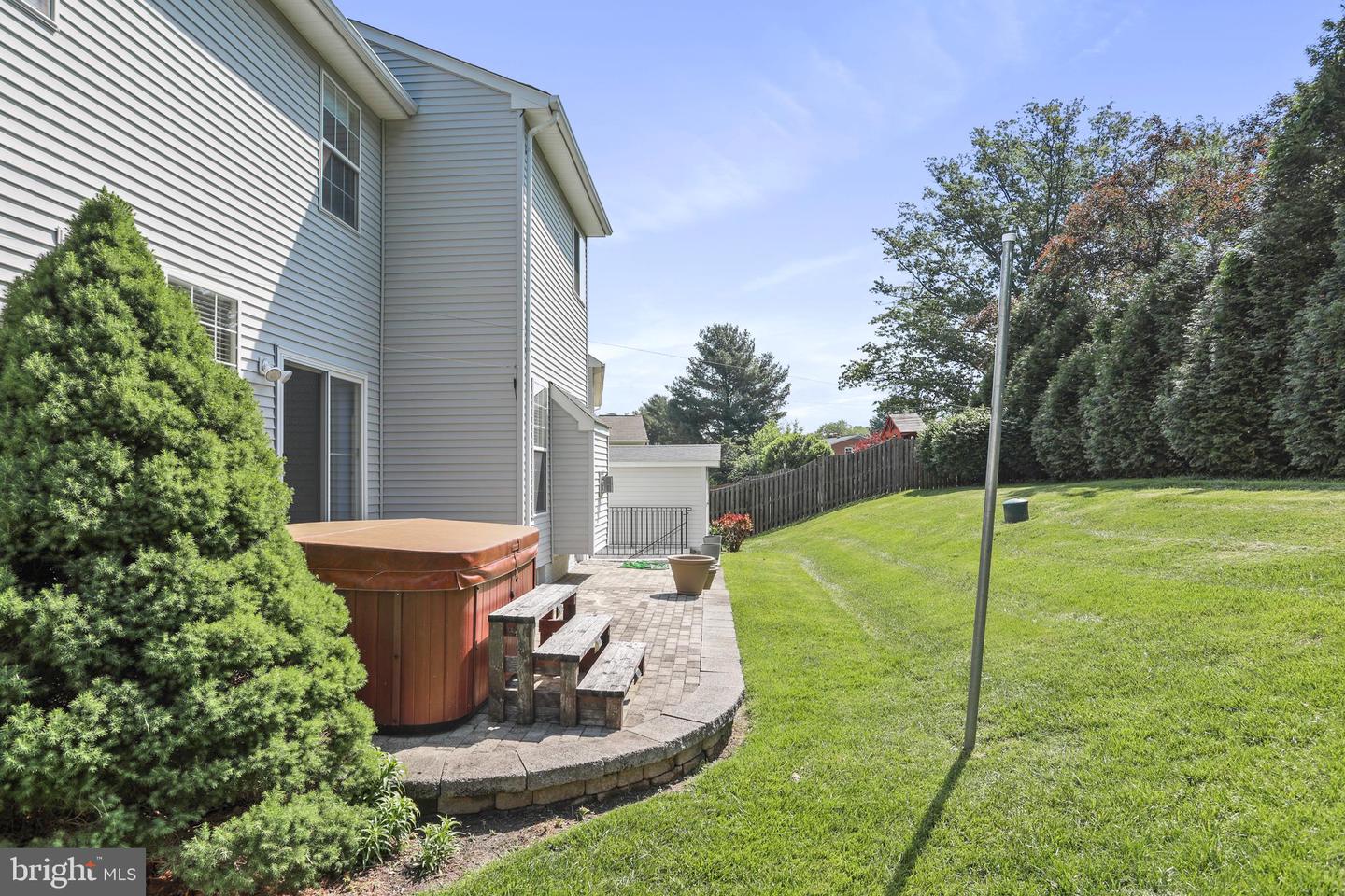 228 E KING JAMES ST, PURCELLVILLE, Virginia 20132, 4 Bedrooms Bedrooms, ,3 BathroomsBathrooms,Residential,For sale,228 E KING JAMES ST,VALO2097162 MLS # VALO2097162