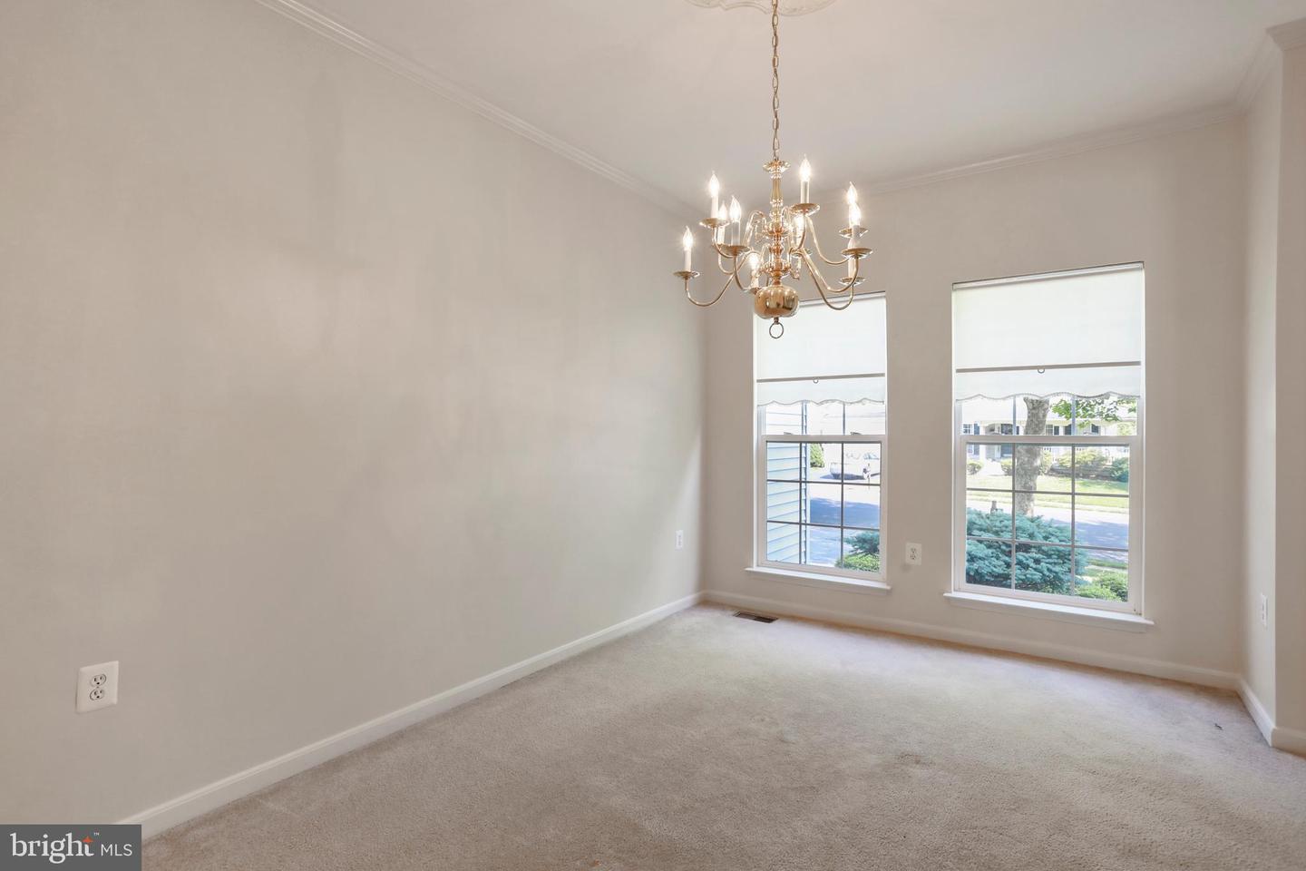 228 E KING JAMES ST, PURCELLVILLE, Virginia 20132, 4 Bedrooms Bedrooms, ,3 BathroomsBathrooms,Residential,For sale,228 E KING JAMES ST,VALO2097162 MLS # VALO2097162