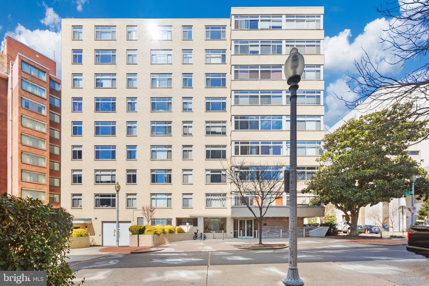 2401 H ST NW #512, WASHINGTON, District Of Columbia 20037, 1 Bedroom Bedrooms, ,1 BathroomBathrooms,Residential,For sale,2401 H ST NW #512,DCDC2201372 MLS # DCDC2201372