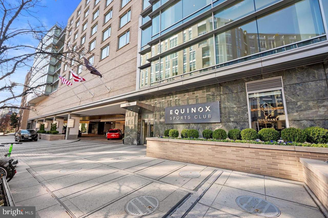 2401 H ST NW #512, WASHINGTON, District Of Columbia 20037, 1 Bedroom Bedrooms, ,1 BathroomBathrooms,Residential,For sale,2401 H ST NW #512,DCDC2201372 MLS # DCDC2201372