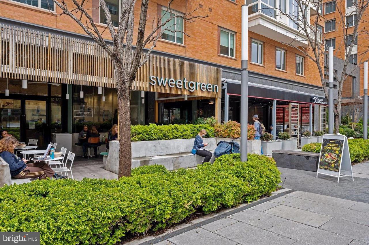 2401 H ST NW #512, WASHINGTON, District Of Columbia 20037, 1 Bedroom Bedrooms, ,1 BathroomBathrooms,Residential,For sale,2401 H ST NW #512,DCDC2201372 MLS # DCDC2201372