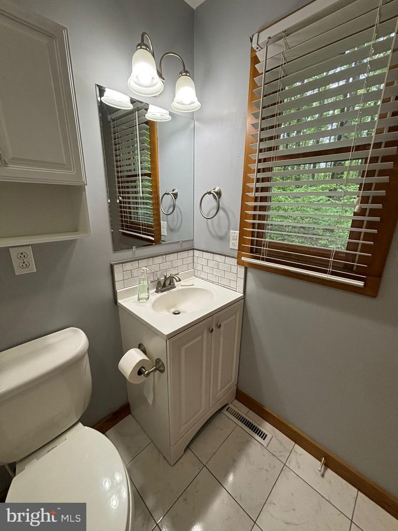 453 LOST VALLEY RD, MADISON, Virginia 22727, 3 Bedrooms Bedrooms, ,2 BathroomsBathrooms,Residential,For sale,453 LOST VALLEY RD,VAMA2002230 MLS # VAMA2002230
