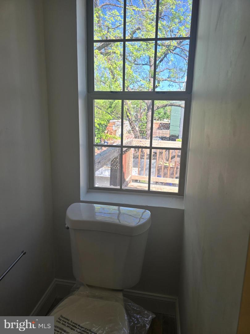 3811 5TH ST NW, WASHINGTON, District Of Columbia 20011, 3 Bedrooms Bedrooms, ,2 BathroomsBathrooms,Residential,For sale,3811 5TH ST NW,DCDC2201378 MLS # DCDC2201378