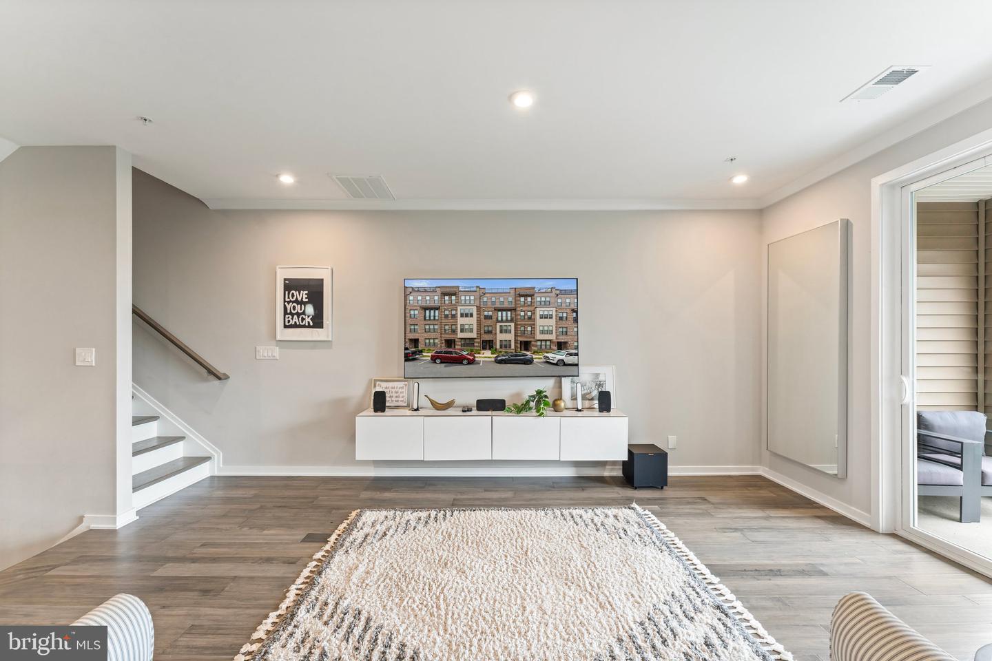 4622 QUINNS MILL WAY #1108, CHANTILLY, Virginia 20151, 3 Bedrooms Bedrooms, ,2 BathroomsBathrooms,Residential,For sale,4622 QUINNS MILL WAY #1108,VAFX2241820 MLS # VAFX2241820