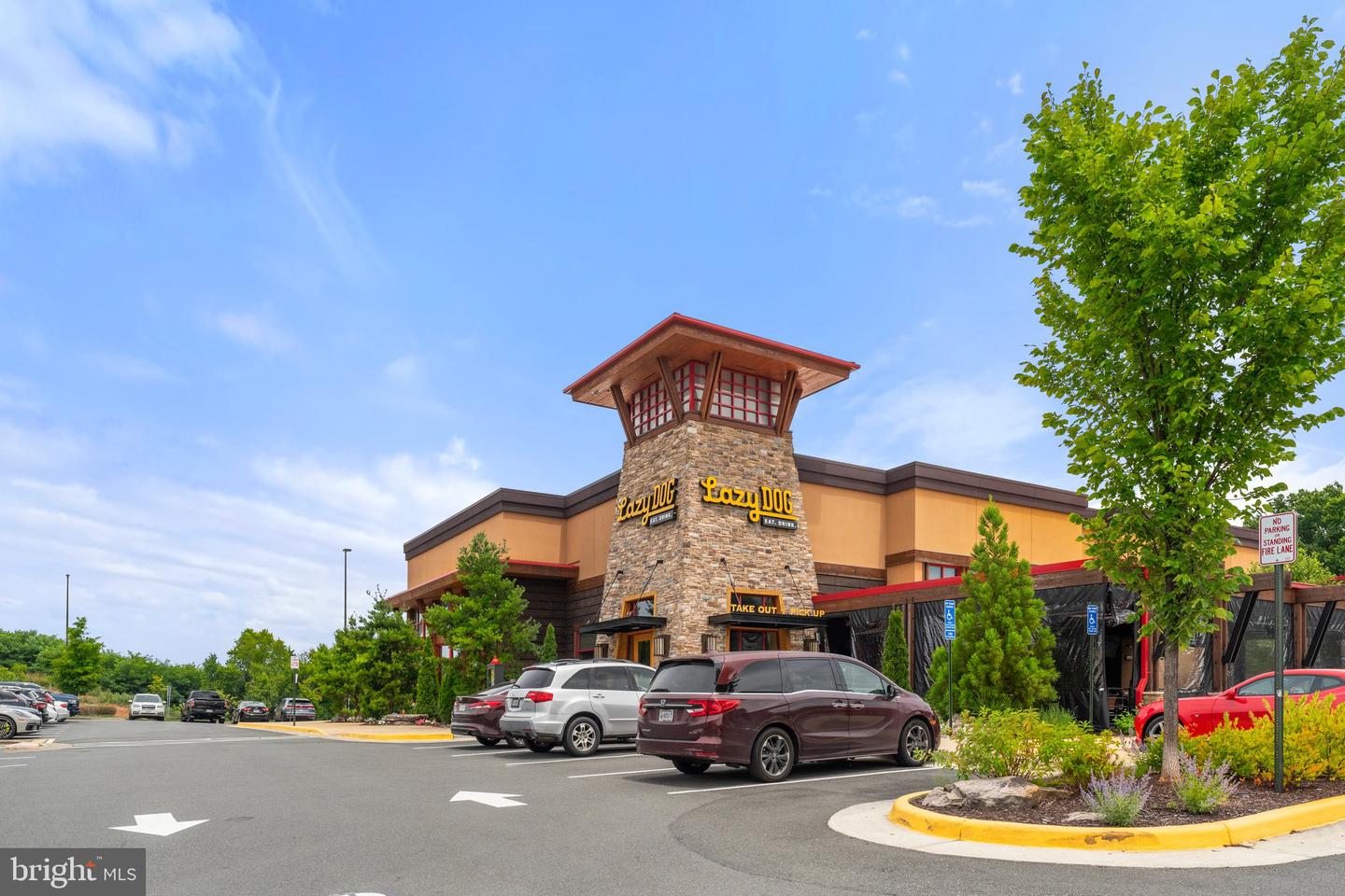 4622 QUINNS MILL WAY #1108, CHANTILLY, Virginia 20151, 3 Bedrooms Bedrooms, ,2 BathroomsBathrooms,Residential,For sale,4622 QUINNS MILL WAY #1108,VAFX2241820 MLS # VAFX2241820