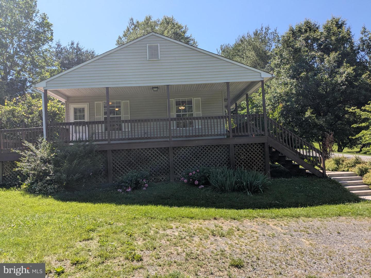 191 DUN GLORY DR, ROCHELLE, Virginia 22738, 3 Bedrooms Bedrooms, ,1 BathroomBathrooms,Residential,For sale,191 DUN GLORY DR,VAMA2002232 MLS # VAMA2002232