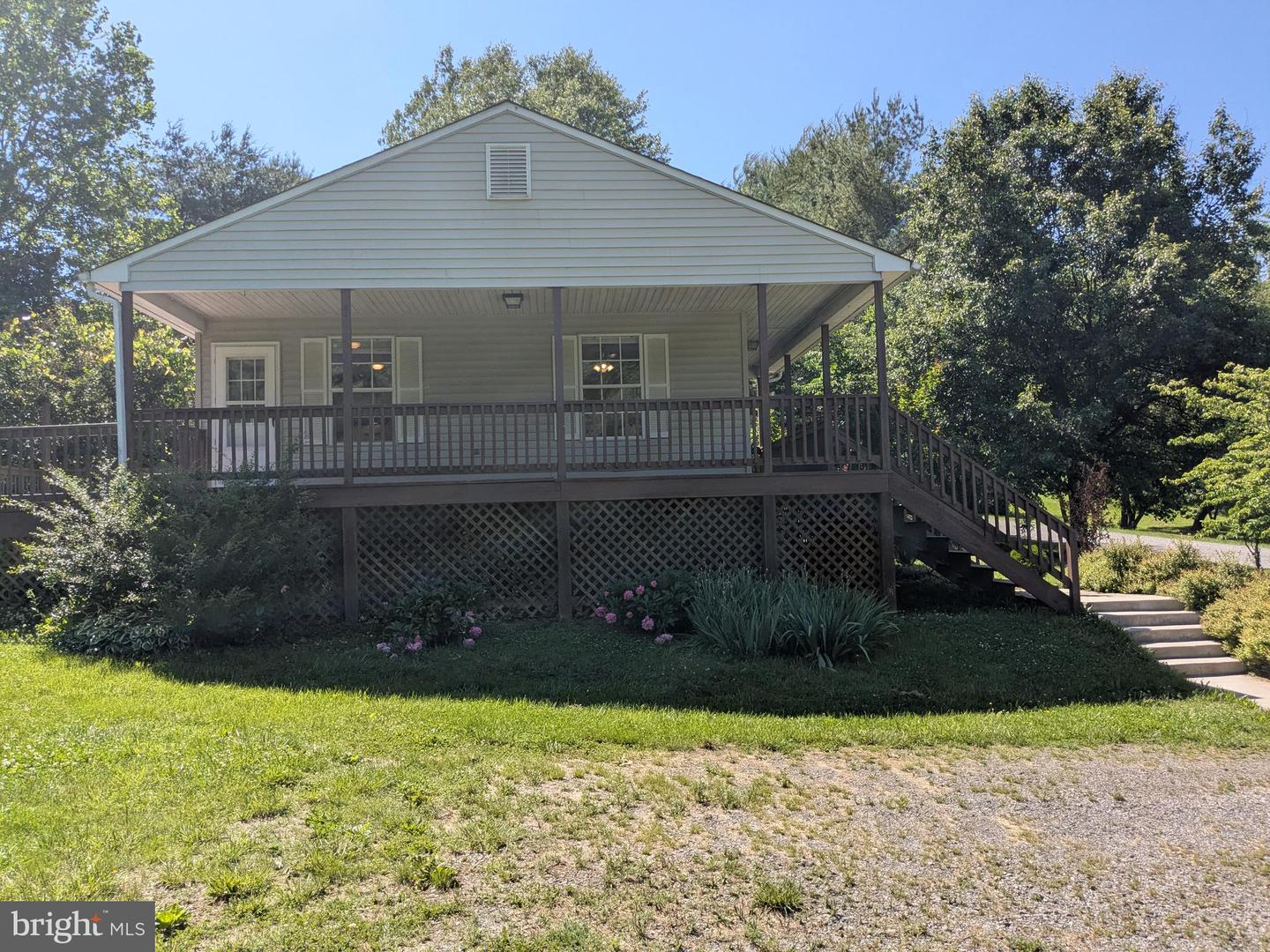 191 DUN GLORY DR, ROCHELLE, Virginia 22738, 3 Bedrooms Bedrooms, ,1 BathroomBathrooms,Residential,For sale,191 DUN GLORY DR,VAMA2002232 MLS # VAMA2002232