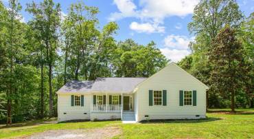 5414 HEWITT PLACE WAY, KING GEORGE, Virginia 22485, 4 Bedrooms Bedrooms, ,3 BathroomsBathrooms,Residential,For sale,5414 HEWITT PLACE WAY,VAKG2006440 MLS # VAKG2006440