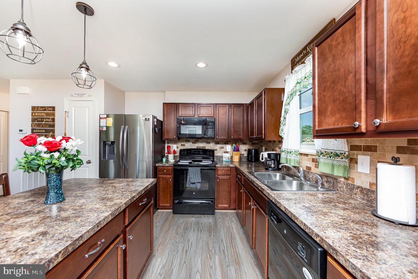 9121 FREEMANS FORD RD, REMINGTON, Virginia 22734, 3 Bedrooms Bedrooms, ,2 BathroomsBathrooms,Residential,For sale,9121 FREEMANS FORD RD,VAFQ2016686 MLS # VAFQ2016686