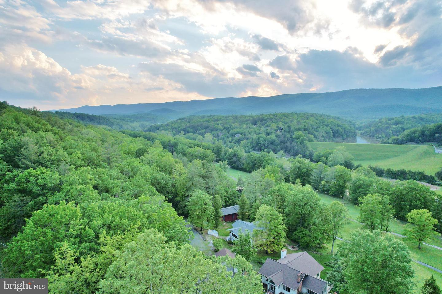 1814 FAIRWAY DR #328, BASYE, Virginia 22810, 1 Bedroom Bedrooms, ,1 BathroomBathrooms,Residential,For sale,1814 FAIRWAY DR #328,VASH2011492 MLS # VASH2011492