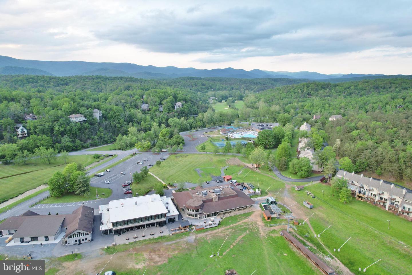 1814 FAIRWAY DR #328, BASYE, Virginia 22810, 1 Bedroom Bedrooms, ,1 BathroomBathrooms,Residential,For sale,1814 FAIRWAY DR #328,VASH2011492 MLS # VASH2011492