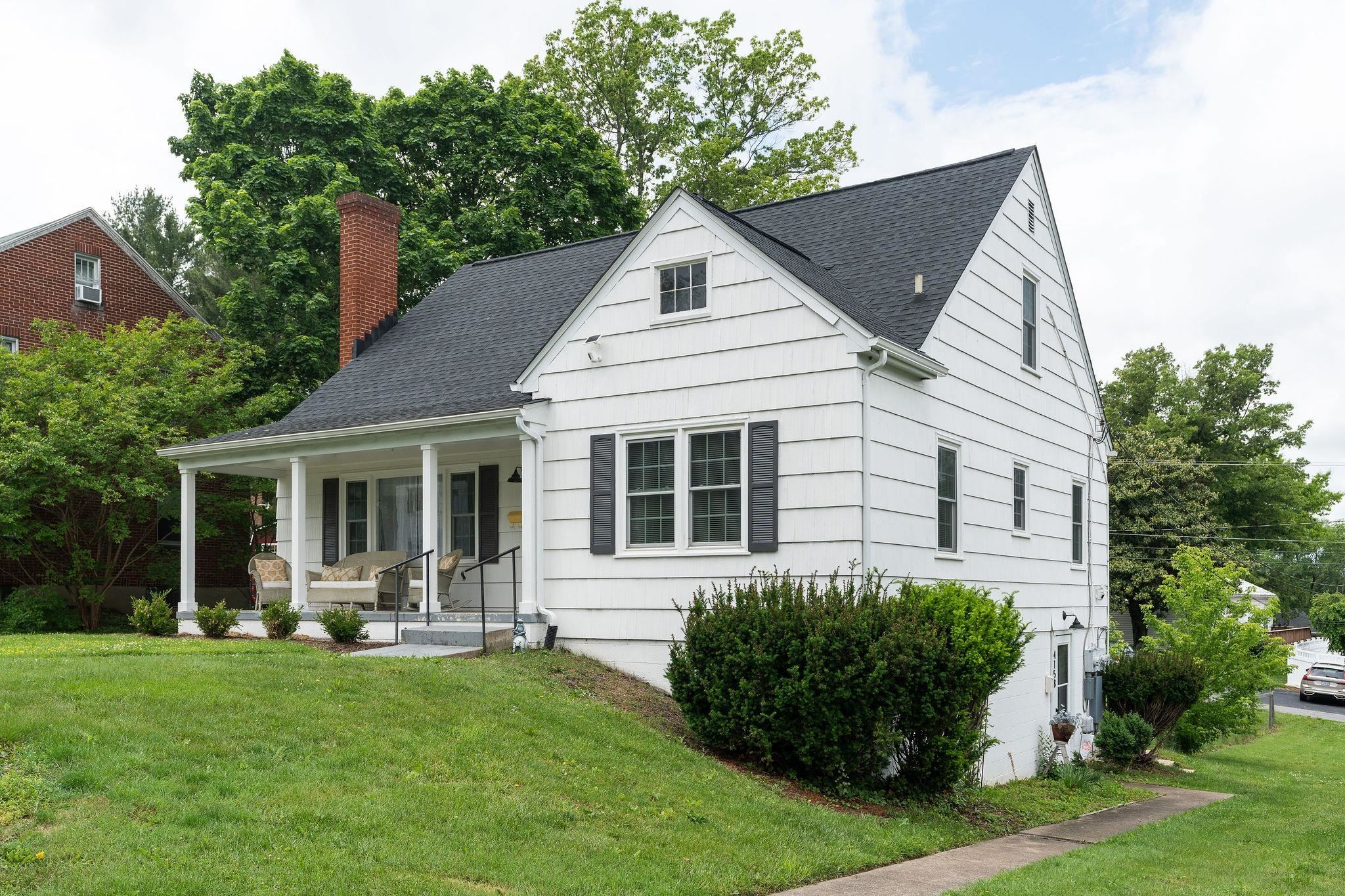 415 CHERRY AVE, WAYNESBORO, Virginia 22980, ,Residential,415 CHERRY AVE,664700 MLS # 664700