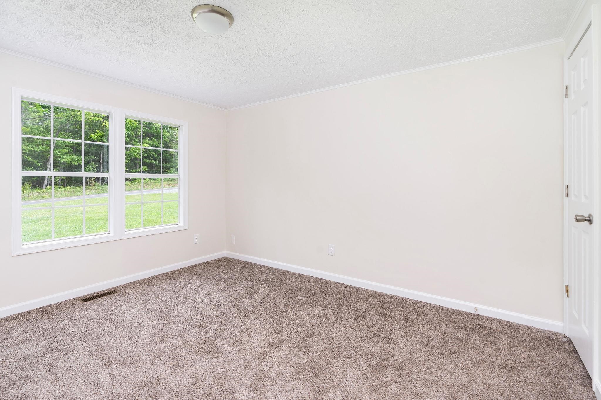667 LOFTON RD, RAPHINE, Virginia 24472, 3 Bedrooms Bedrooms, ,2 BathroomsBathrooms,Residential,667 LOFTON RD,653354 MLS # 653354
