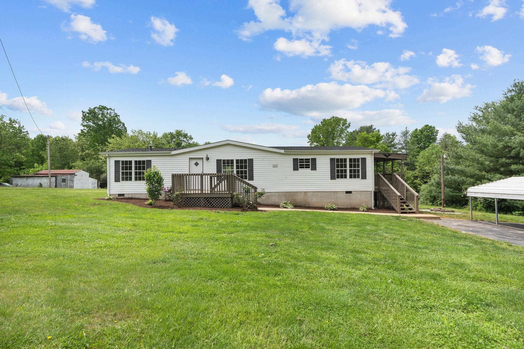 667 LOFTON RD, RAPHINE, Virginia 24472, 3 Bedrooms Bedrooms, ,2 BathroomsBathrooms,Residential,667 LOFTON RD,653354 MLS # 653354