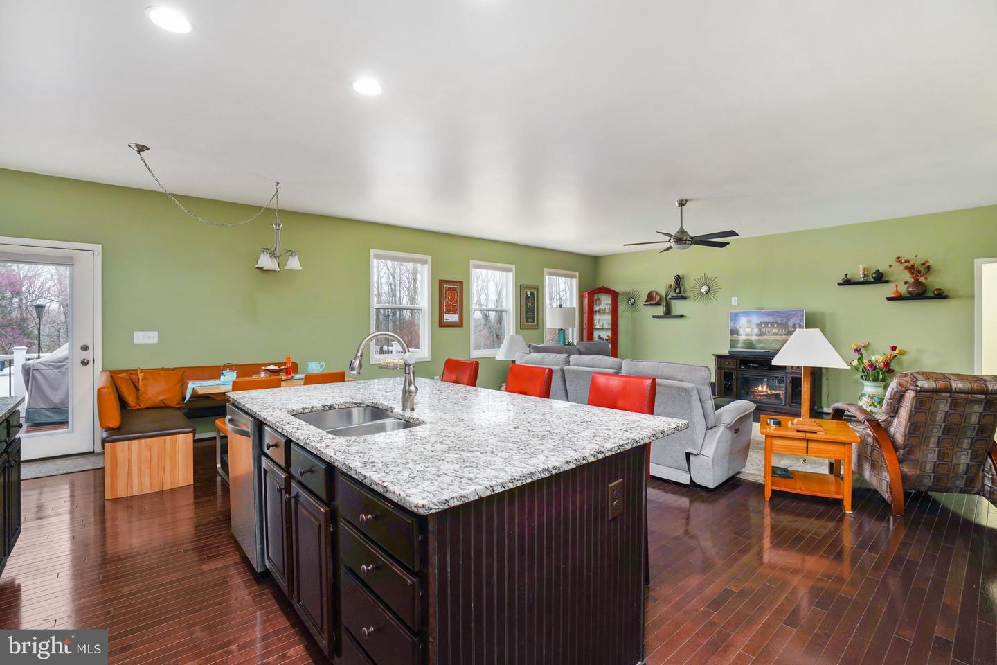 438 BRENTHEM FARM DR, FREDERICKSBURG, Virginia 22405, 4 Bedrooms Bedrooms, ,3 BathroomsBathrooms,Residential,For sale,438 BRENTHEM FARM DR,VAST2036824 MLS # VAST2036824