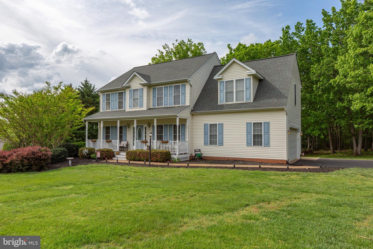 10747 GREENBRIAR LN, SPOTSYLVANIA, Virginia 22553, 5 Bedrooms Bedrooms, ,3 BathroomsBathrooms,Residential,For sale,10747 GREENBRIAR LN,VASP2032858 MLS # VASP2032858