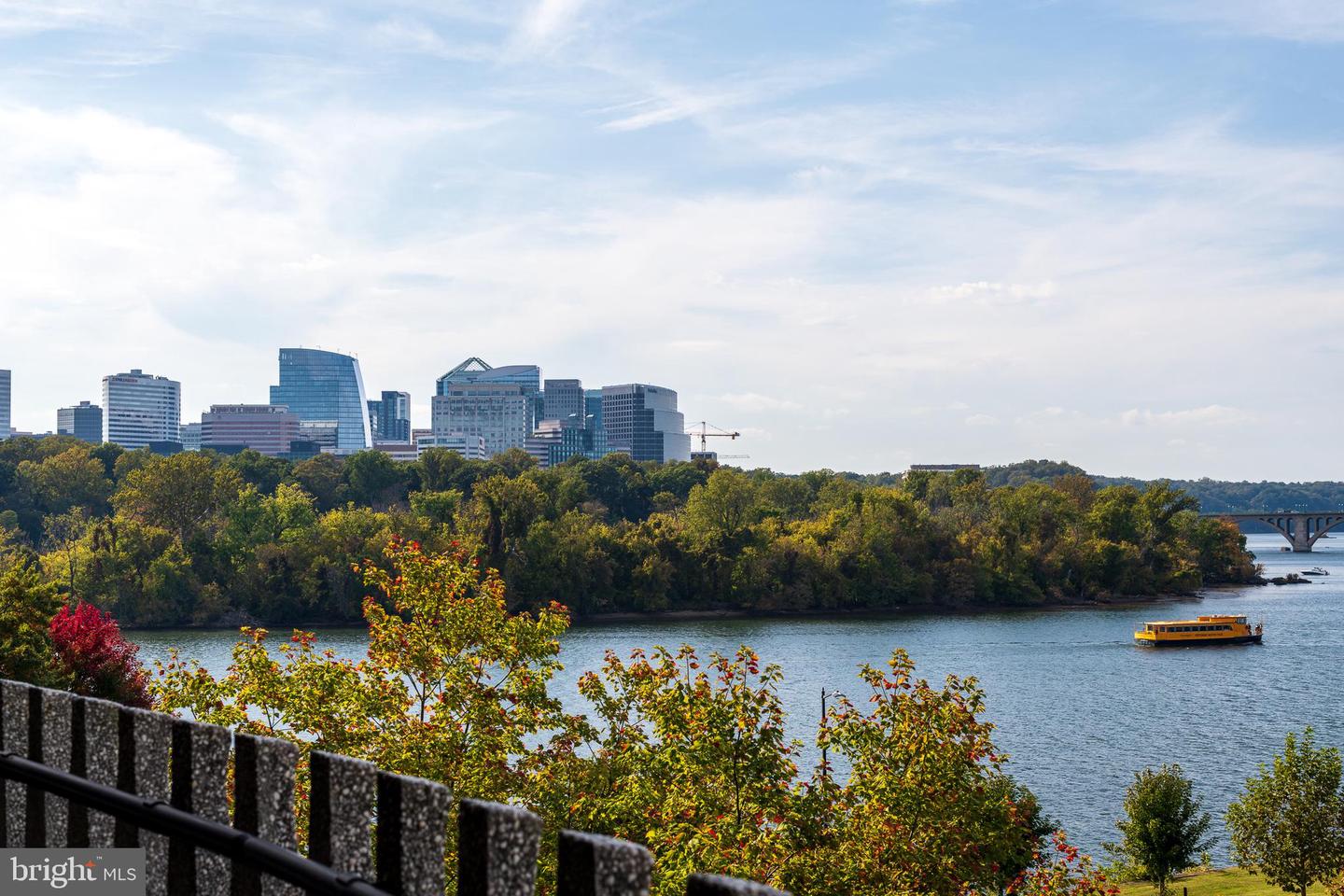 700 NEW HAMPSHIRE AVE NW #507, WASHINGTON, District Of Columbia 20037, 1 Bedroom Bedrooms, ,2 BathroomsBathrooms,Residential,For sale,700 NEW HAMPSHIRE AVE NW #507,DCDC2199472 MLS # DCDC2199472