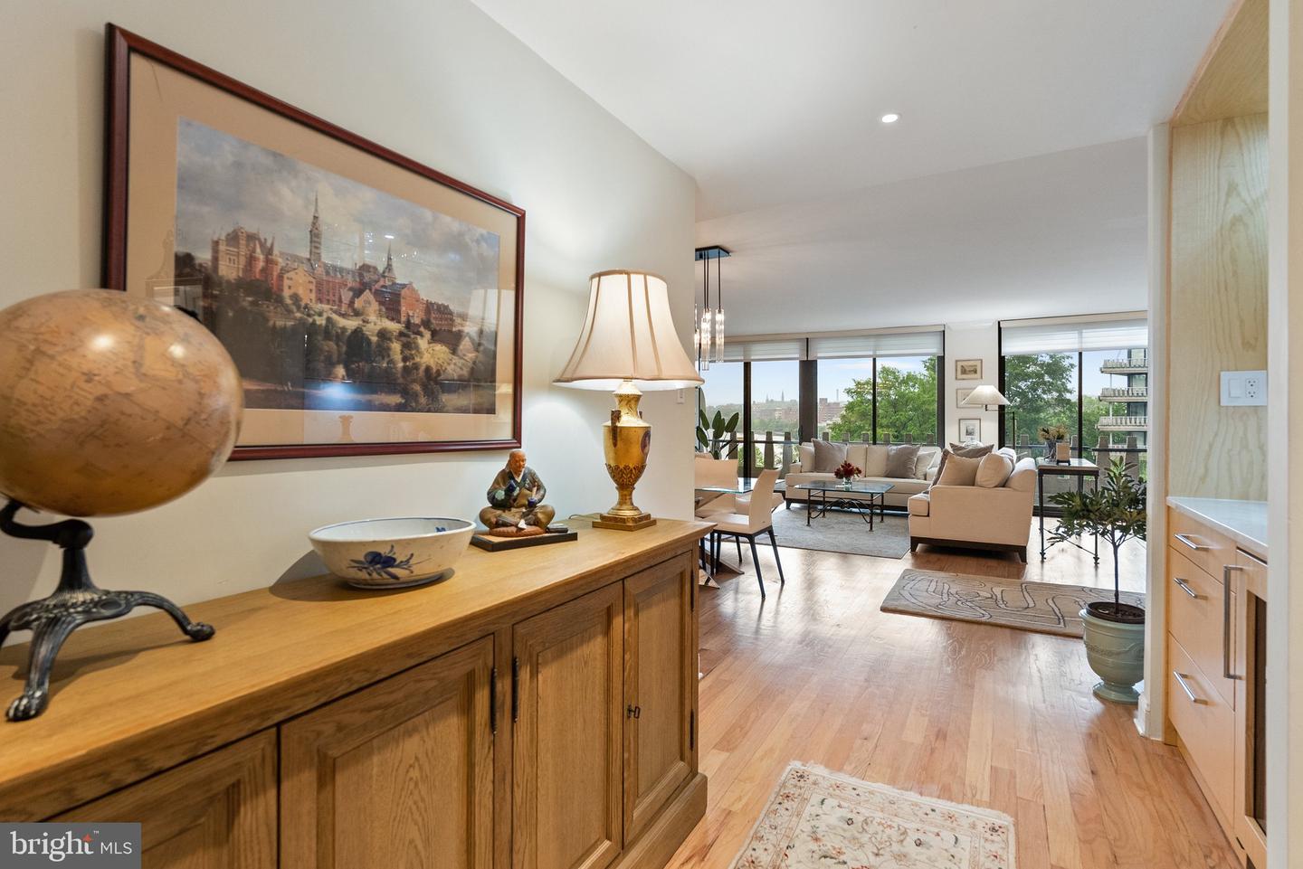 700 NEW HAMPSHIRE AVE NW #507, WASHINGTON, District Of Columbia 20037, 1 Bedroom Bedrooms, ,2 BathroomsBathrooms,Residential,For sale,700 NEW HAMPSHIRE AVE NW #507,DCDC2199472 MLS # DCDC2199472