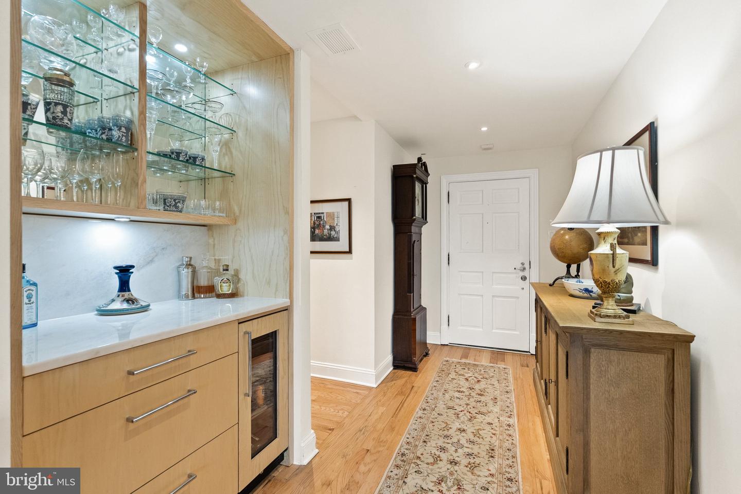700 NEW HAMPSHIRE AVE NW #507, WASHINGTON, District Of Columbia 20037, 1 Bedroom Bedrooms, ,2 BathroomsBathrooms,Residential,For sale,700 NEW HAMPSHIRE AVE NW #507,DCDC2199472 MLS # DCDC2199472