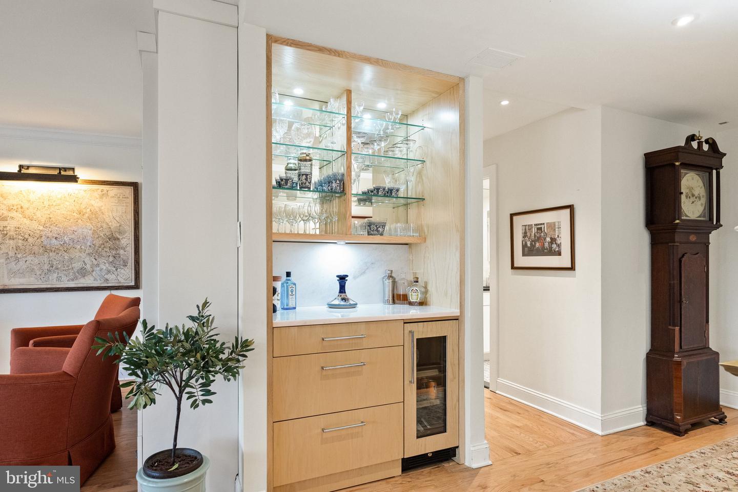 700 NEW HAMPSHIRE AVE NW #507, WASHINGTON, District Of Columbia 20037, 1 Bedroom Bedrooms, ,2 BathroomsBathrooms,Residential,For sale,700 NEW HAMPSHIRE AVE NW #507,DCDC2199472 MLS # DCDC2199472