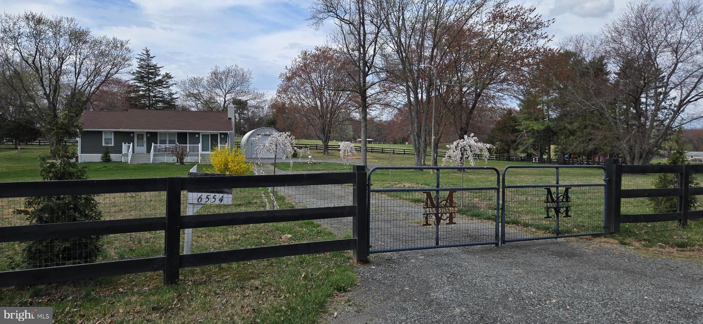 6554 CULVER DR, WARRENTON, Virginia 20187, 2 Bedrooms Bedrooms, ,2 BathroomsBathrooms,Residential,For sale,6554 CULVER DR,VAFQ2016598 MLS # VAFQ2016598