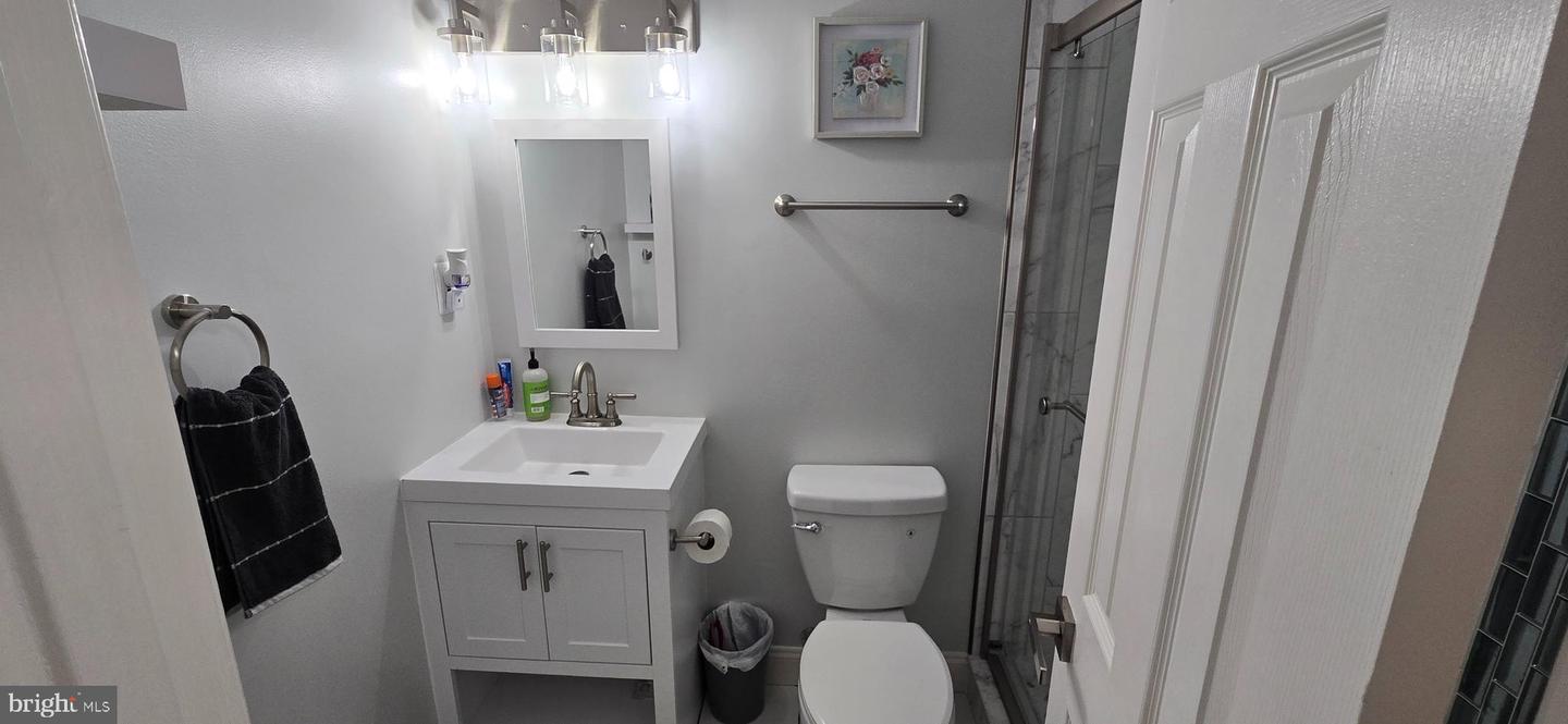 6554 CULVER DR, WARRENTON, Virginia 20187, 2 Bedrooms Bedrooms, ,2 BathroomsBathrooms,Residential,For sale,6554 CULVER DR,VAFQ2016598 MLS # VAFQ2016598
