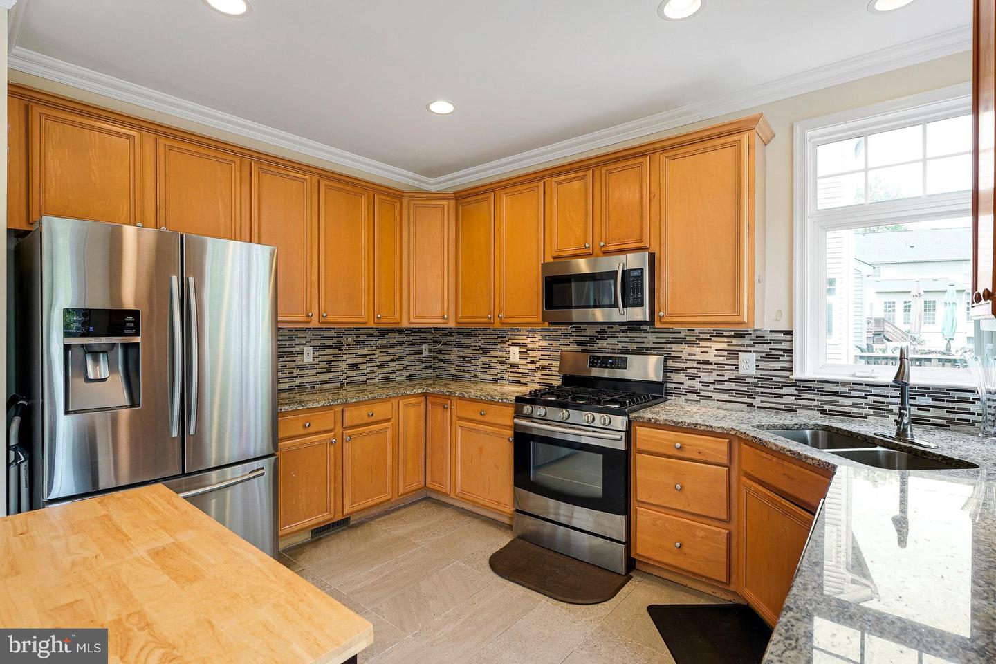 26222 OCALA CIR, CHANTILLY, Virginia 20152, 5 Bedrooms Bedrooms, 13 Rooms Rooms,3 BathroomsBathrooms,Residential,For sale,26222 OCALA CIR,VALO2096462 MLS # VALO2096462