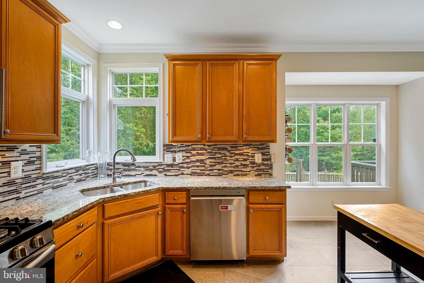 26222 OCALA CIR, CHANTILLY, Virginia 20152, 5 Bedrooms Bedrooms, 13 Rooms Rooms,3 BathroomsBathrooms,Residential,For sale,26222 OCALA CIR,VALO2096462 MLS # VALO2096462