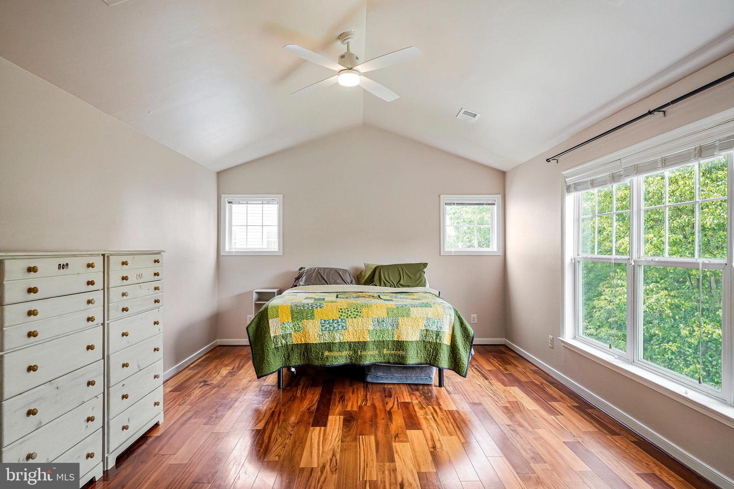 26222 OCALA CIR, CHANTILLY, Virginia 20152, 5 Bedrooms Bedrooms, 13 Rooms Rooms,3 BathroomsBathrooms,Residential,For sale,26222 OCALA CIR,VALO2096462 MLS # VALO2096462