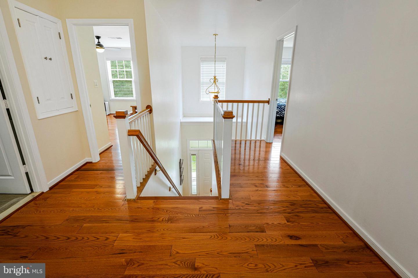 26222 OCALA CIR, CHANTILLY, Virginia 20152, 5 Bedrooms Bedrooms, 13 Rooms Rooms,3 BathroomsBathrooms,Residential,For sale,26222 OCALA CIR,VALO2096462 MLS # VALO2096462