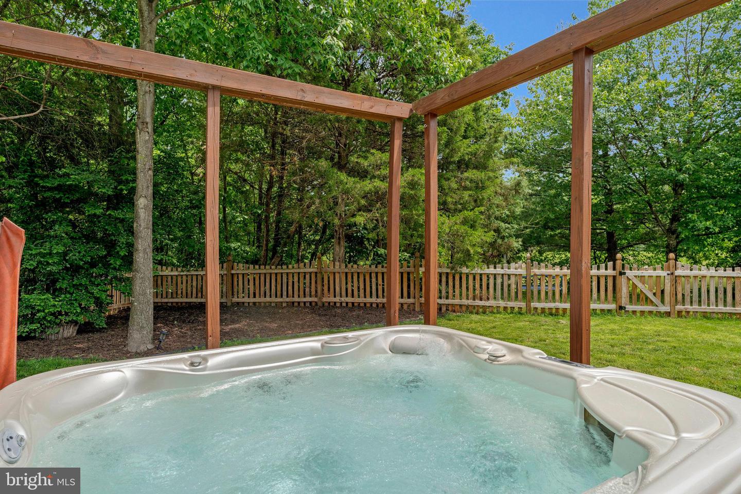 26222 OCALA CIR, CHANTILLY, Virginia 20152, 5 Bedrooms Bedrooms, 13 Rooms Rooms,3 BathroomsBathrooms,Residential,For sale,26222 OCALA CIR,VALO2096462 MLS # VALO2096462