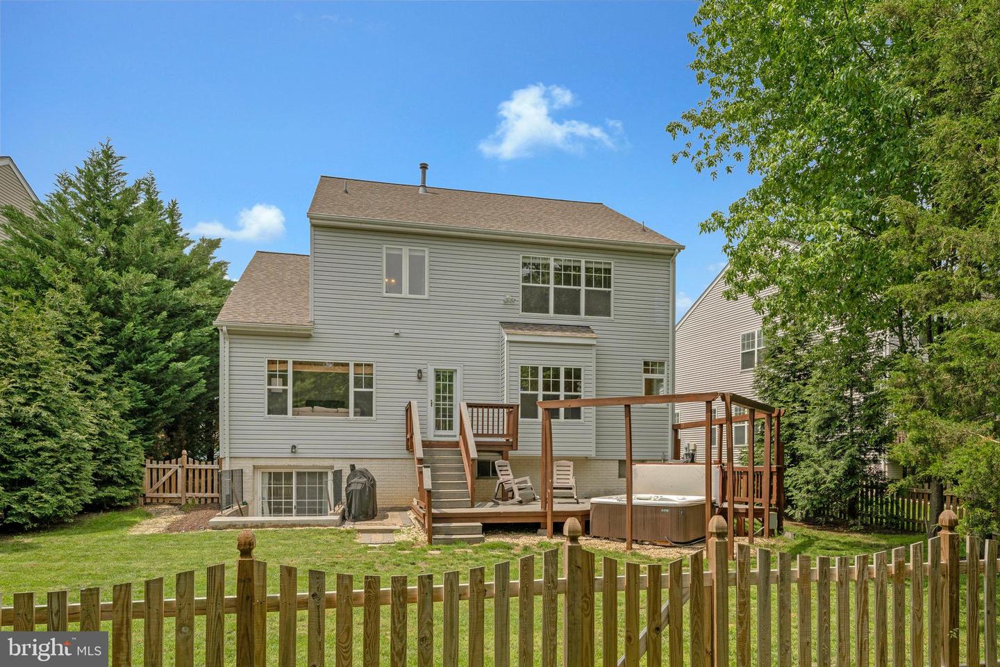 26222 OCALA CIR, CHANTILLY, Virginia 20152, 5 Bedrooms Bedrooms, 13 Rooms Rooms,3 BathroomsBathrooms,Residential,For sale,26222 OCALA CIR,VALO2096462 MLS # VALO2096462