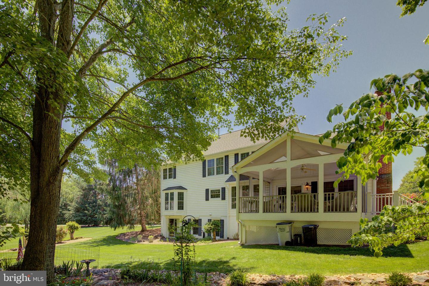 15062 BROWN POST LN, CENTREVILLE, Virginia 20121, 4 Bedrooms Bedrooms, ,2 BathroomsBathrooms,Residential,For sale,15062 BROWN POST LN,VAFX2241860 MLS # VAFX2241860