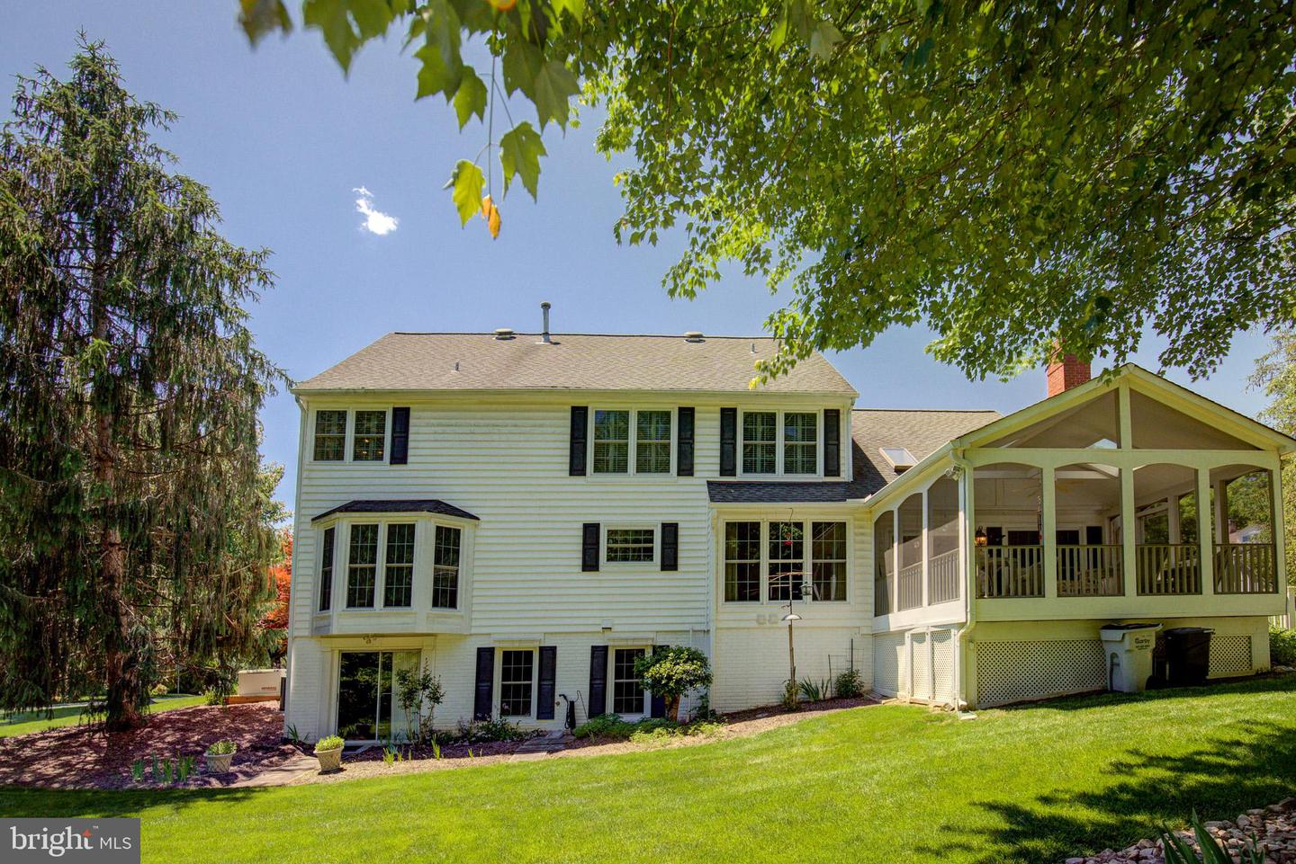 15062 BROWN POST LN, CENTREVILLE, Virginia 20121, 4 Bedrooms Bedrooms, ,2 BathroomsBathrooms,Residential,For sale,15062 BROWN POST LN,VAFX2241860 MLS # VAFX2241860