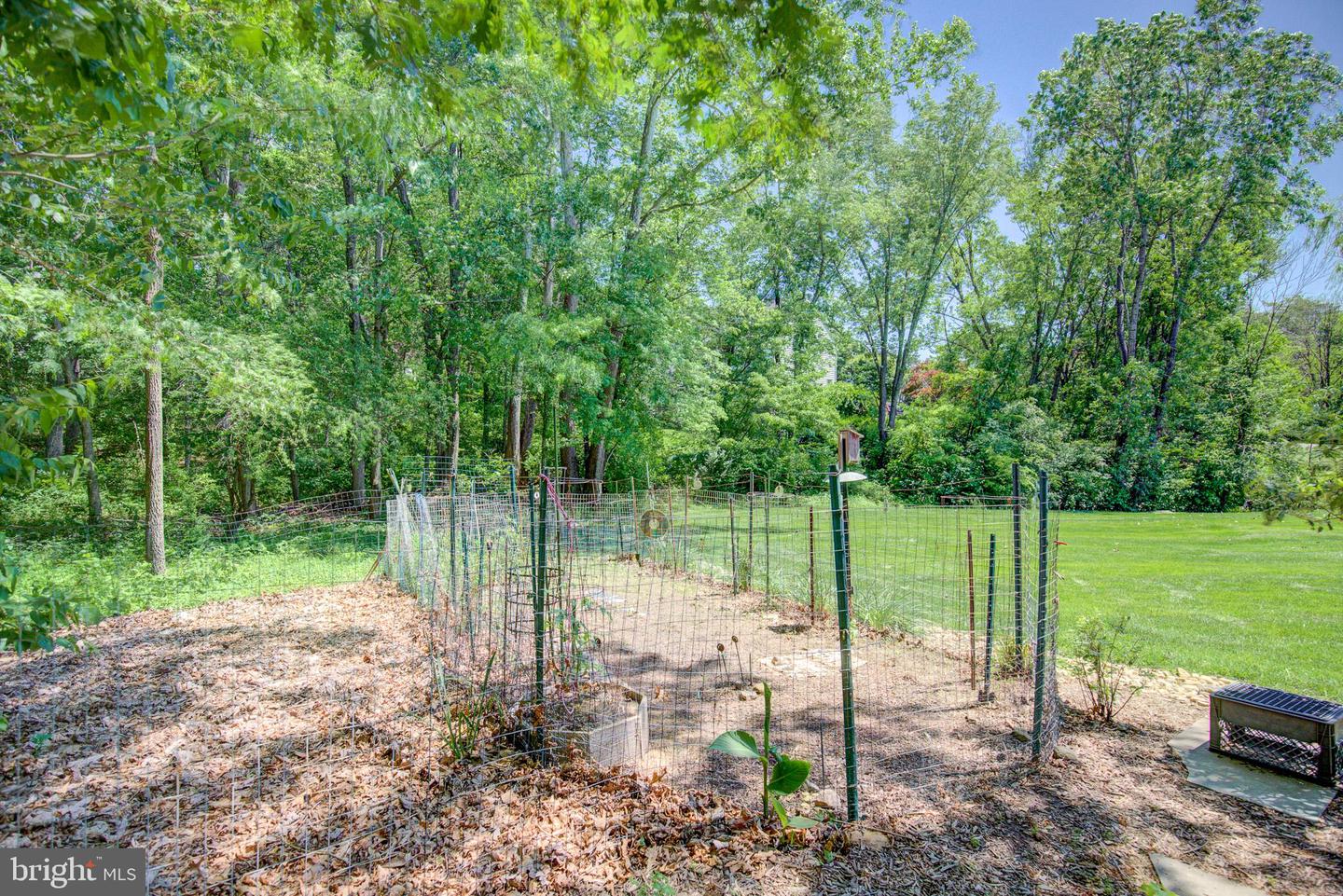 15062 BROWN POST LN, CENTREVILLE, Virginia 20121, 4 Bedrooms Bedrooms, ,2 BathroomsBathrooms,Residential,For sale,15062 BROWN POST LN,VAFX2241860 MLS # VAFX2241860