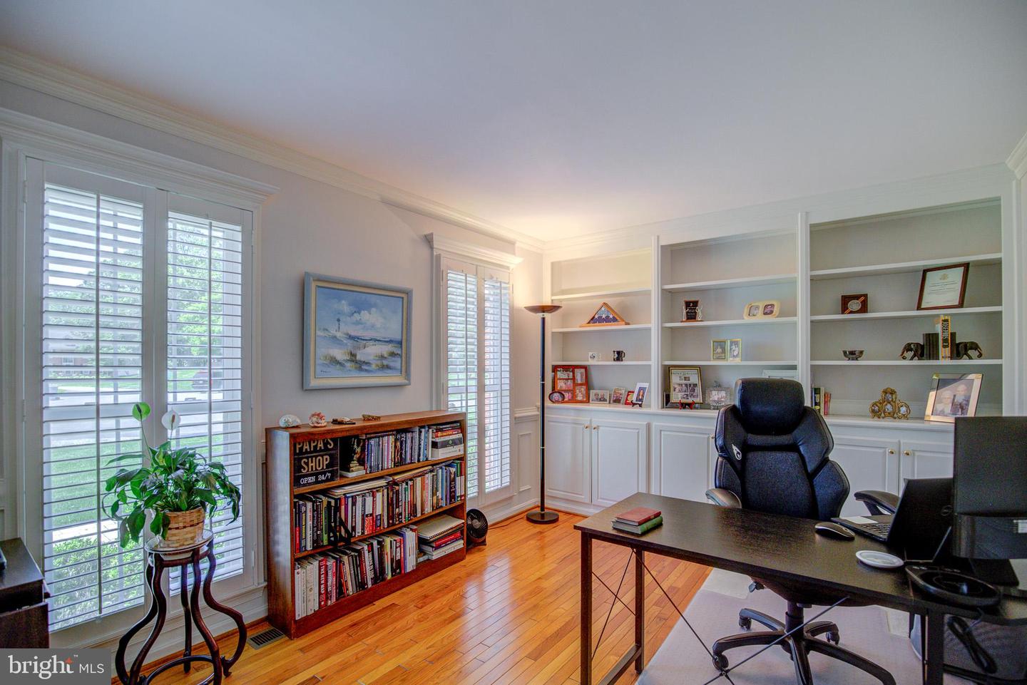 15062 BROWN POST LN, CENTREVILLE, Virginia 20121, 4 Bedrooms Bedrooms, ,2 BathroomsBathrooms,Residential,For sale,15062 BROWN POST LN,VAFX2241860 MLS # VAFX2241860
