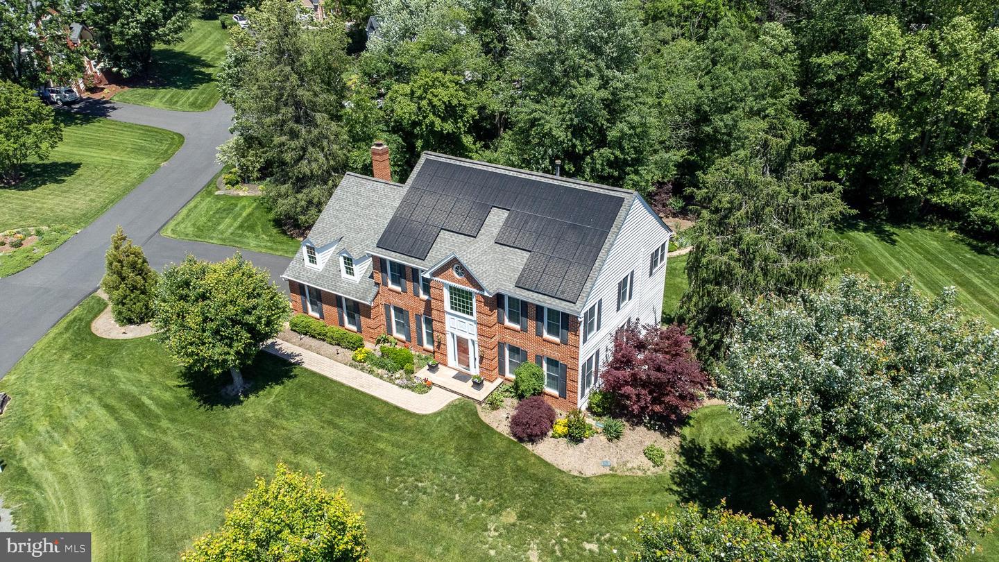 15062 BROWN POST LN, CENTREVILLE, Virginia 20121, 4 Bedrooms Bedrooms, ,2 BathroomsBathrooms,Residential,For sale,15062 BROWN POST LN,VAFX2241860 MLS # VAFX2241860